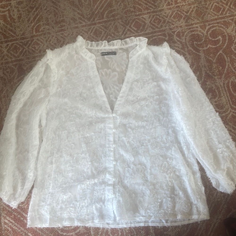 White blouse w floral patterns. Shein size L